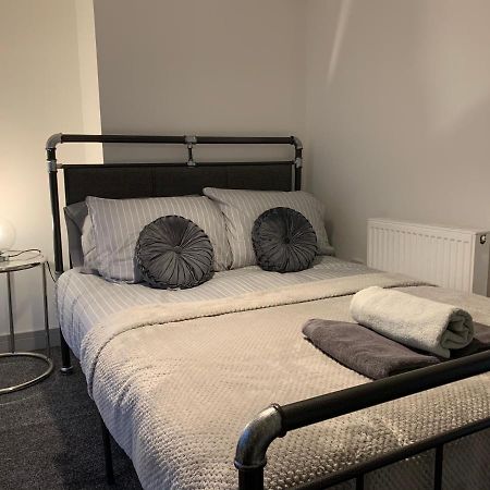 Cosy Cottage In Redcar - Workstays Uk Wilton  Экстерьер фото